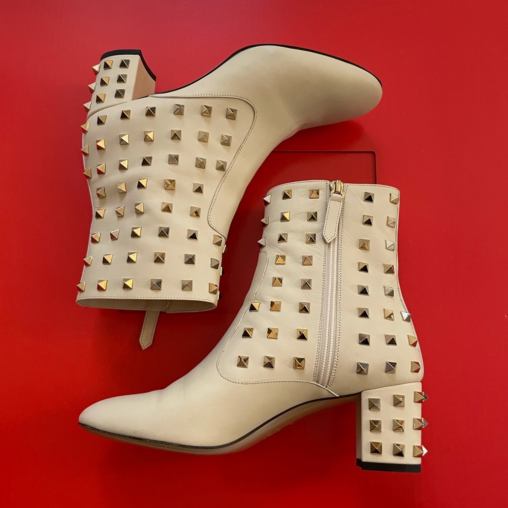 💯Auth VALENTINO GARAVANI Gold Studded Ankle Boots Excellent Condition Sz8